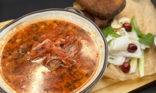 Борщ с говядиной и свининой